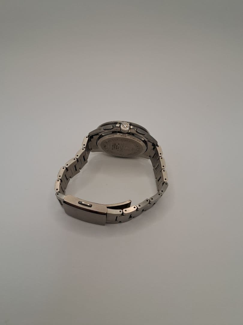 【オシアナス】カシオのクロノグラフ 腕時計 owc-t2600 1AJF