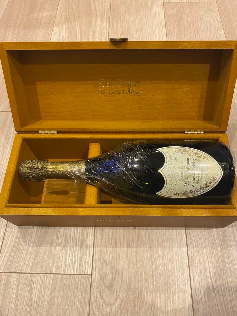 値下げしました！）ドンペリ2003年ヴィンテージ物とモエシャン 金