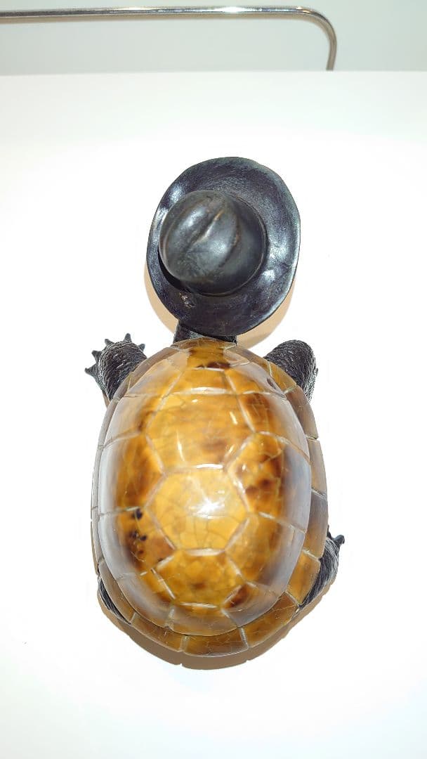 【メートランドスミス】帽子をかぶった亀の置物