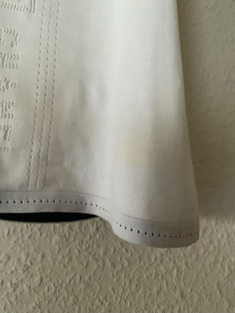 シャネルホワイトキャミソール ロゴ　36