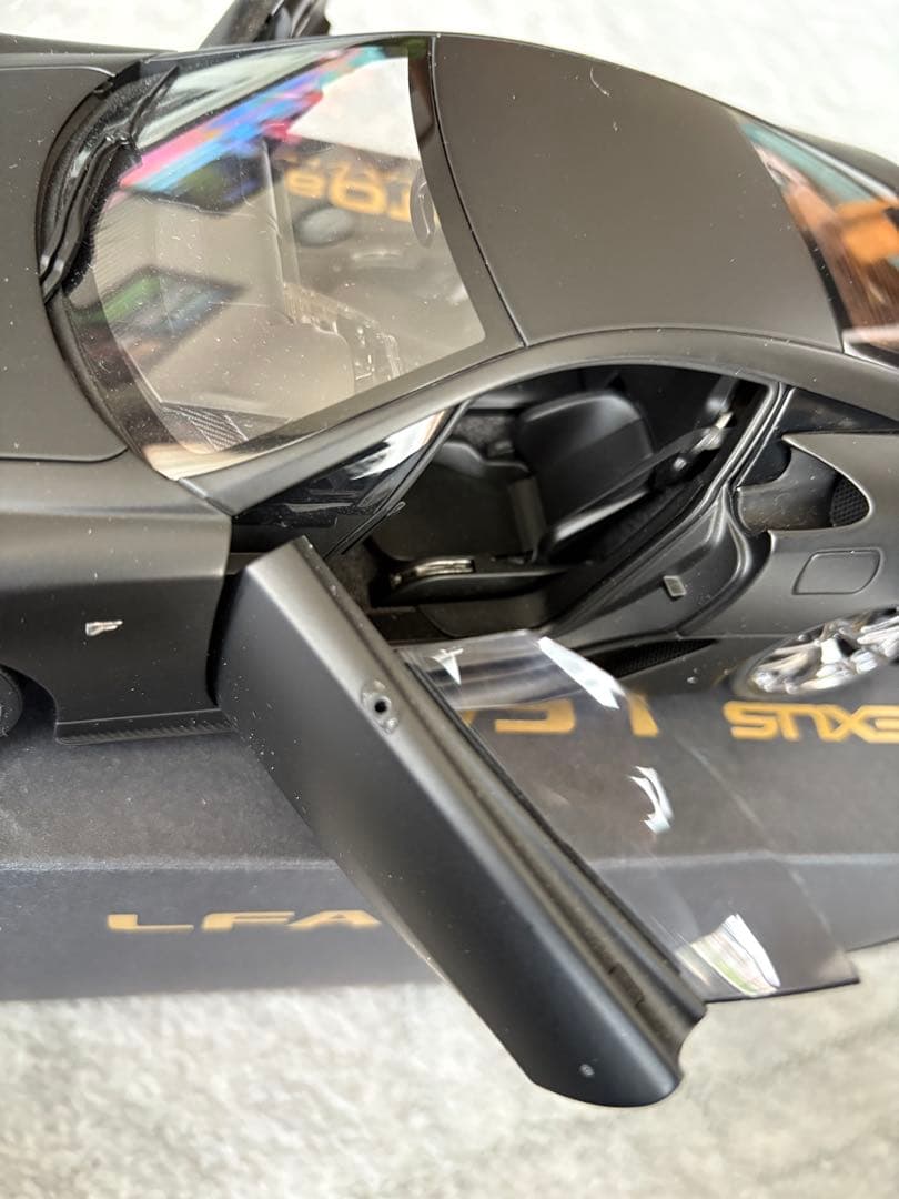 AUTO art Lexus LFA ミニカー 1:18 スケール