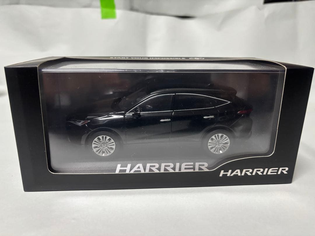 現行型ハリアー&旧型ハリアー カラーサンプル 3台セット