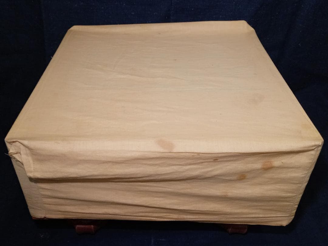 C*g様 足付き碁盤 6.25寸 厚さ18.8㎝ 天地柾 桐箱付 M1441 脚