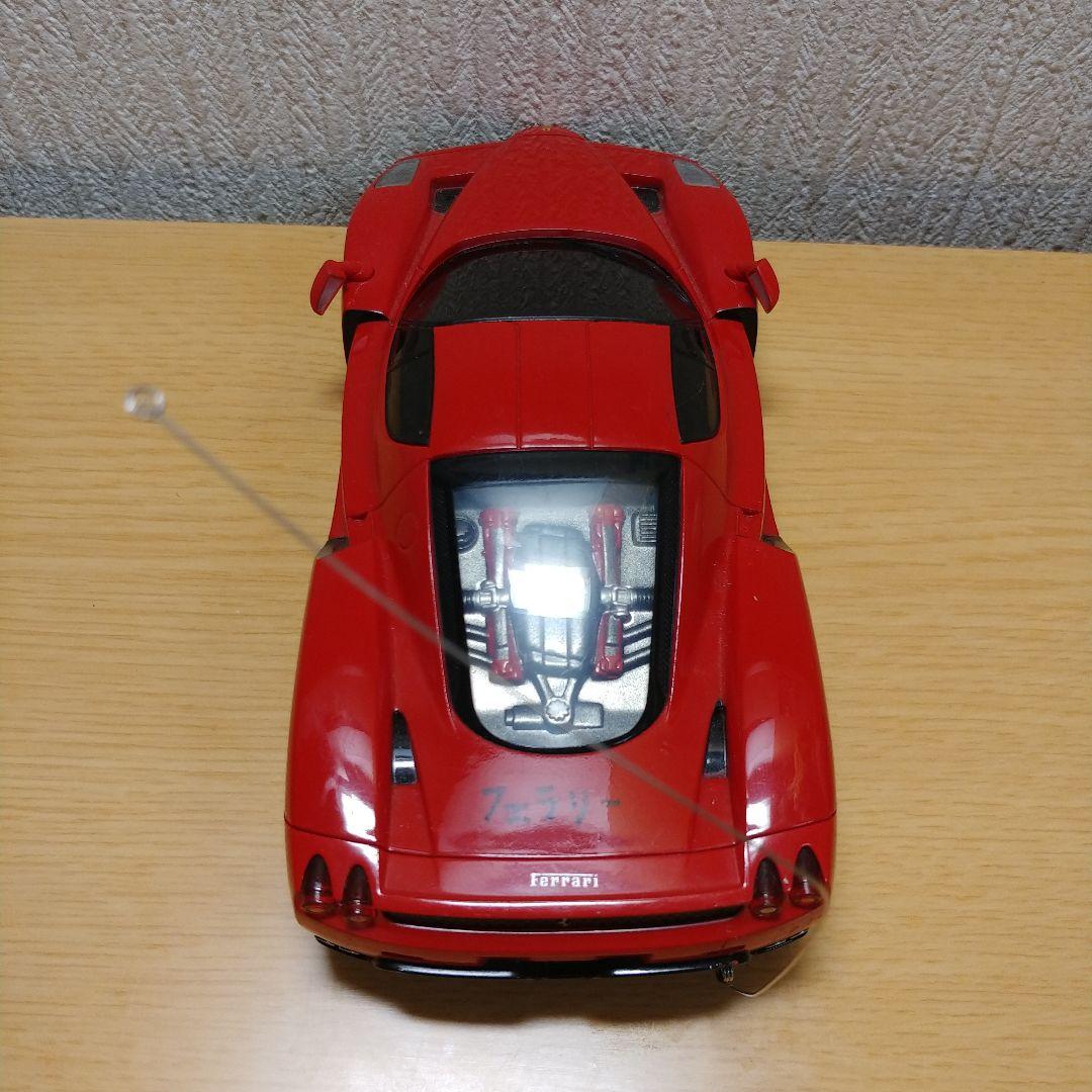フェラーリ 1/10スケール ラジコンカー