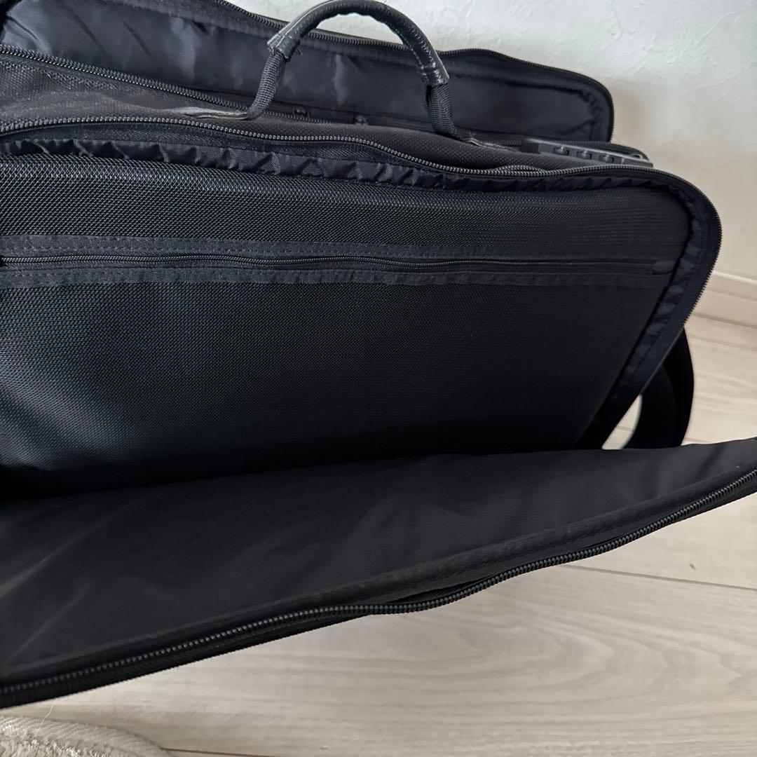 貴重 JR西日本 乗務員カバン サブバッグ 補助バッグ 運転士 車掌 ソフト鞄