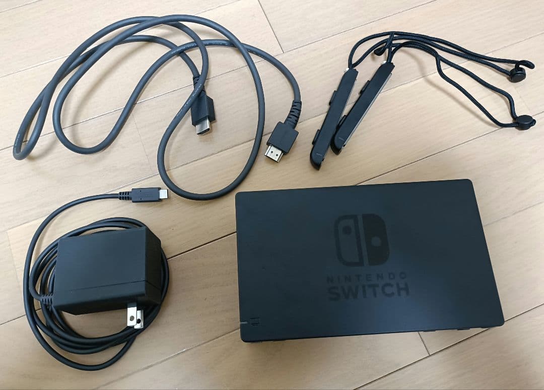 【美品】Nintendo Switch 本体 Joy-Con おまけ付き