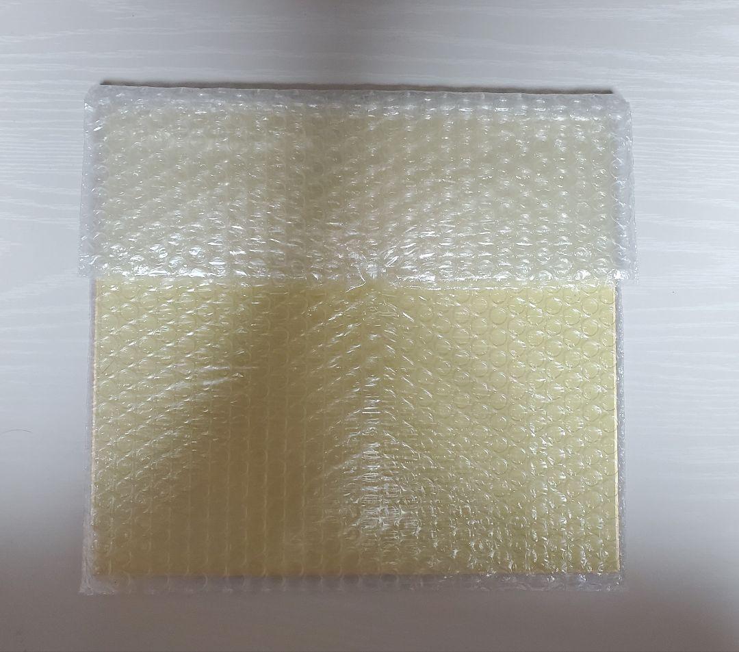 彼女、お借りします　クラウドファンディング　複製サイン入りカラー色紙 アクスタ