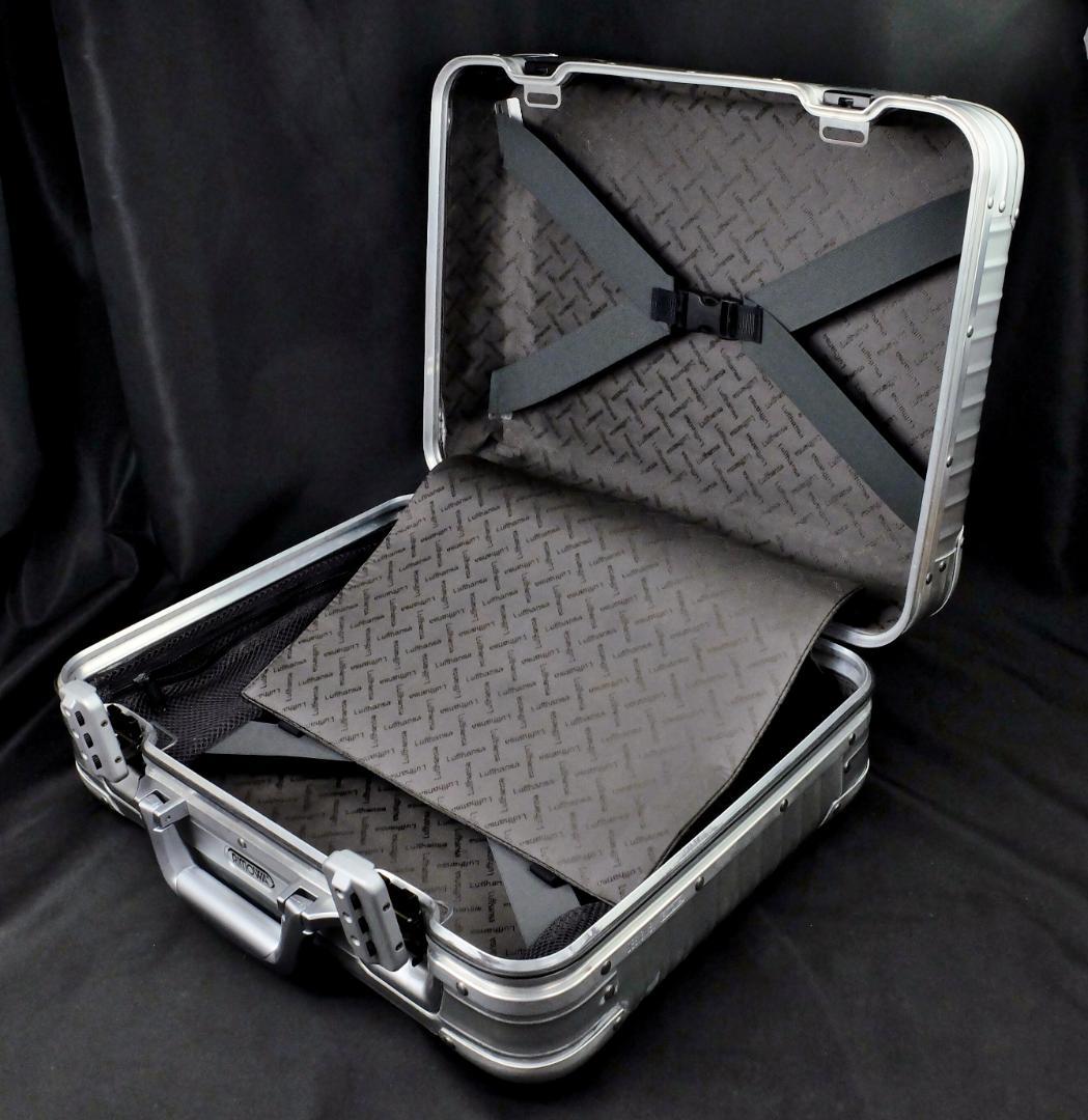 リモワ 918.45 トパーズ『Lufthansa』ボーディングケース【33L