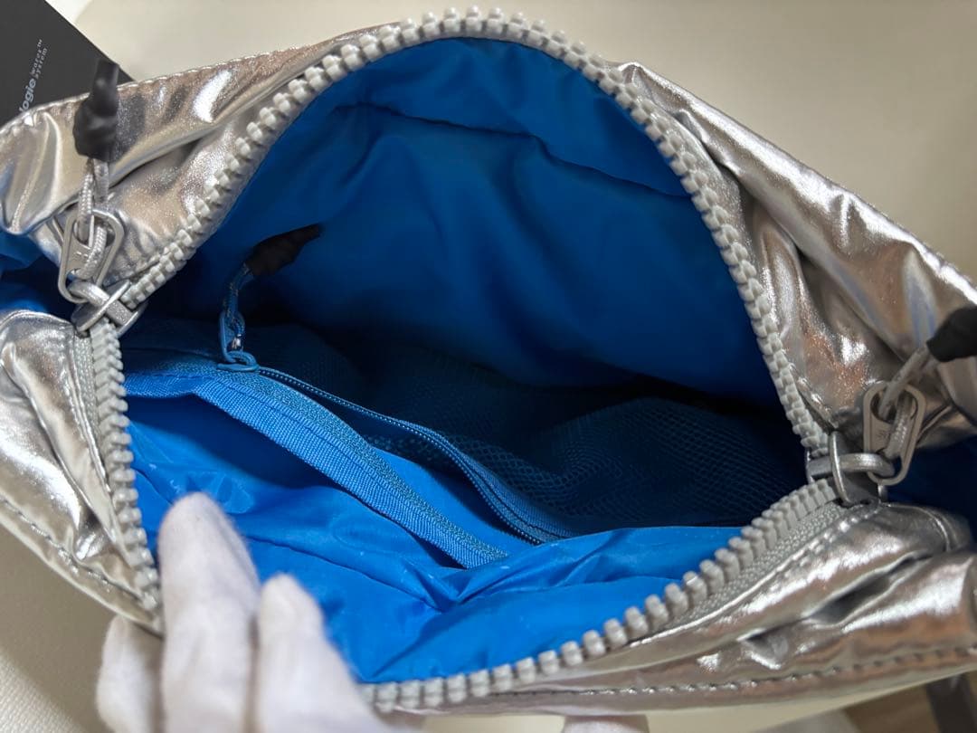 【セール新品未使用】Topologie Besace べサス【ストラップ付き】