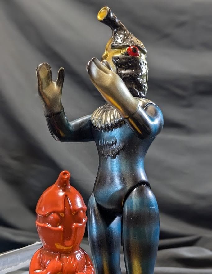 ケムール人＋ミニ「ウルトラQ」登場宇宙人（マーミット）ソフビフィギュア