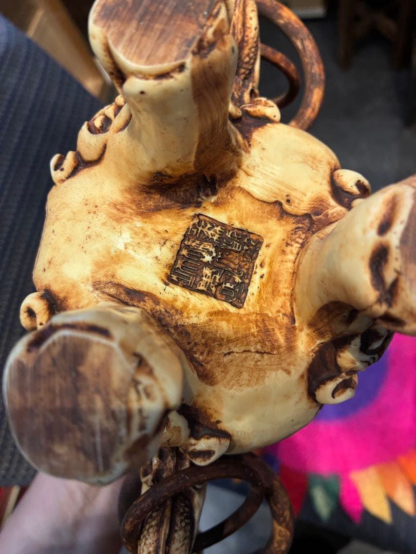 大型中国工芸品 獅子香炉 三獣足香炉 象牙風 置物 レア 破損箇所無し