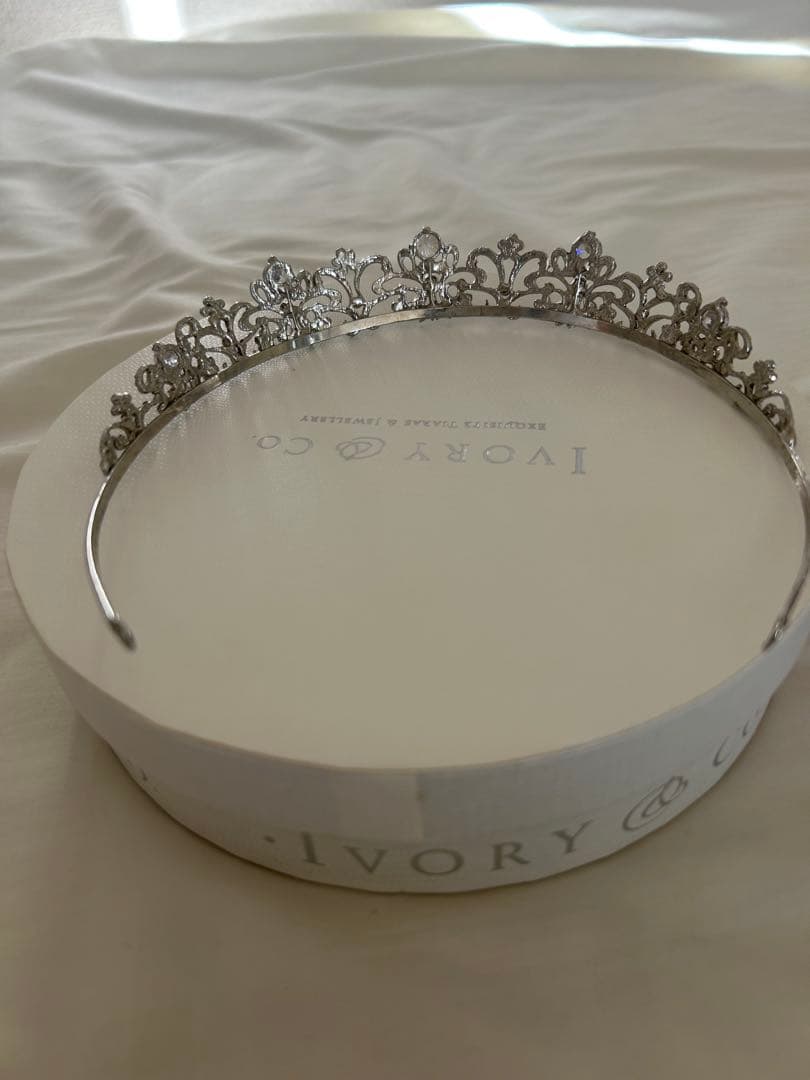 Ivory & Co. Elizabethティアラ