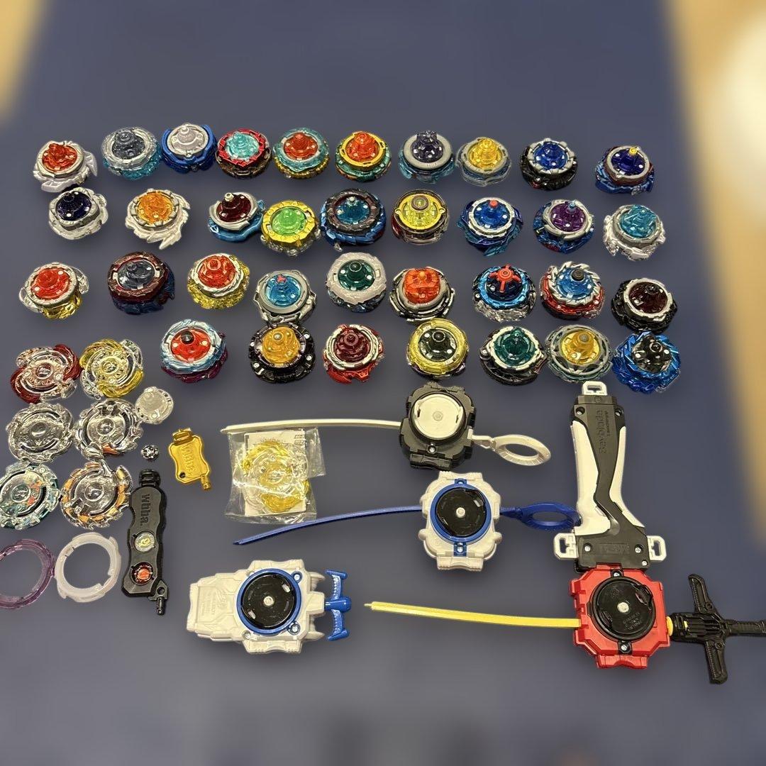 ベイブレードバースト　まとめ売り　本体35個 ケース付き