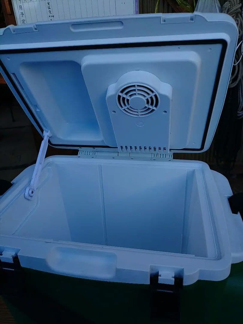 HITACHI UL 18DSL クーラーボックス　 コードレス冷温庫