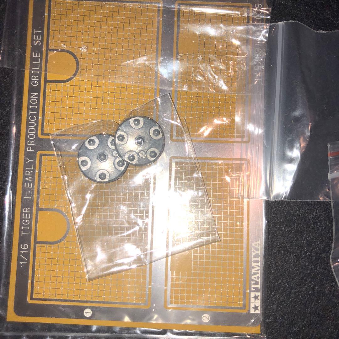 タミヤ1/16タイガー1型戦車用メタル転輪、その他メタルパーツ