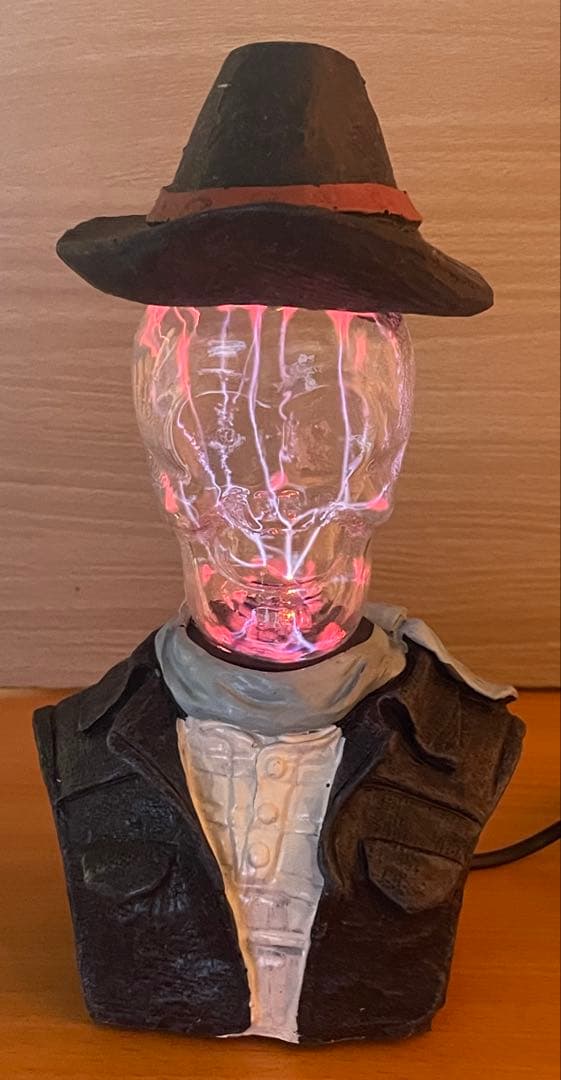 テメ２段　Jia Dia 光るスノードームガラス球型スカルデザイン ランプ