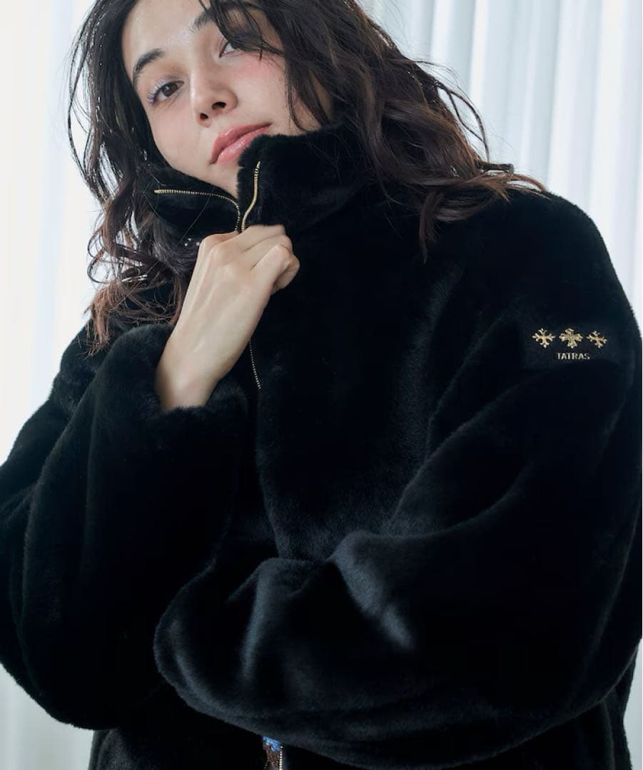 TATRAS 黒ファーブルゾン