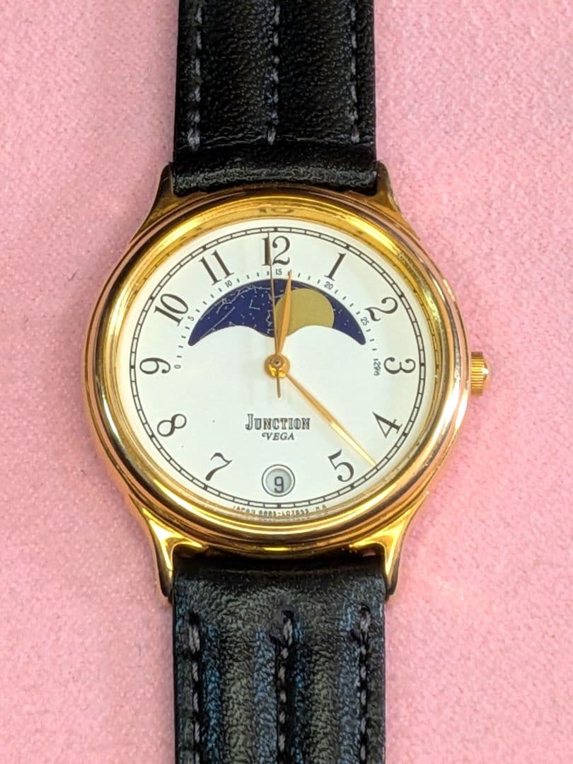 シチズン　VEGA ムーンフェイズ　デイト　稼働　新品電池　新品ベルト