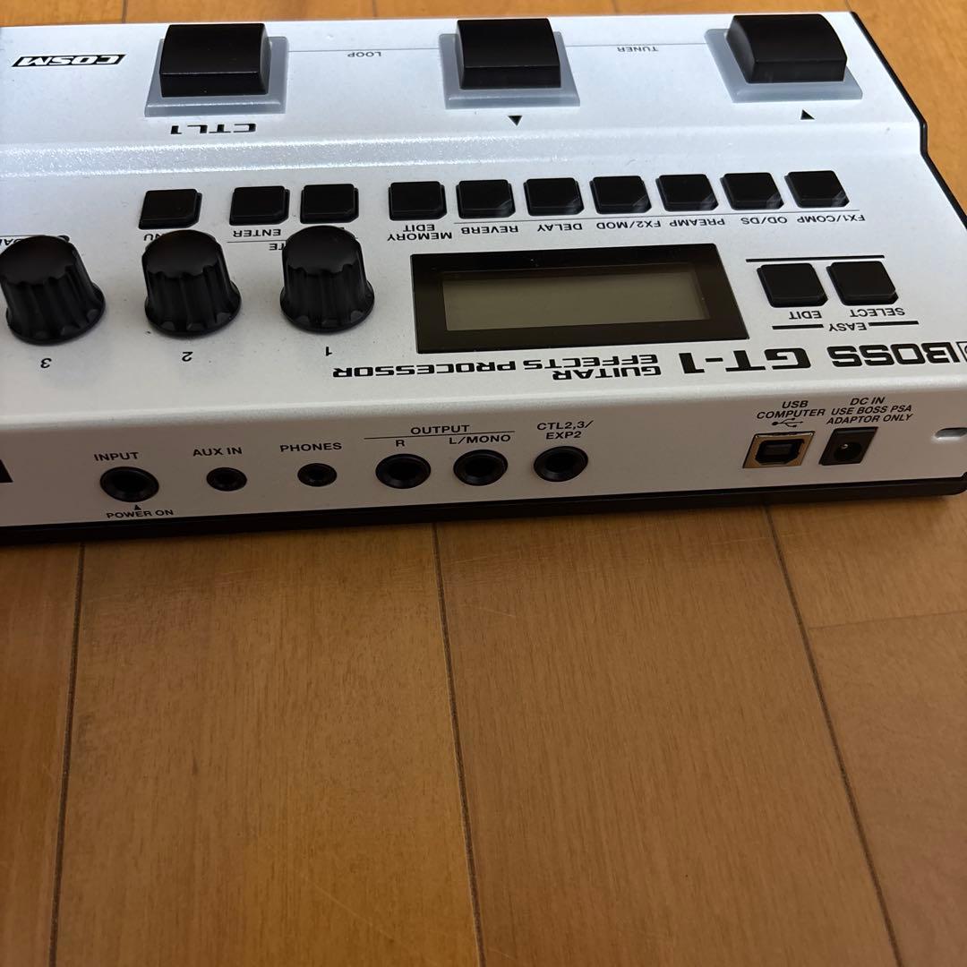 BOSS GT-1 white マルチエフェクター