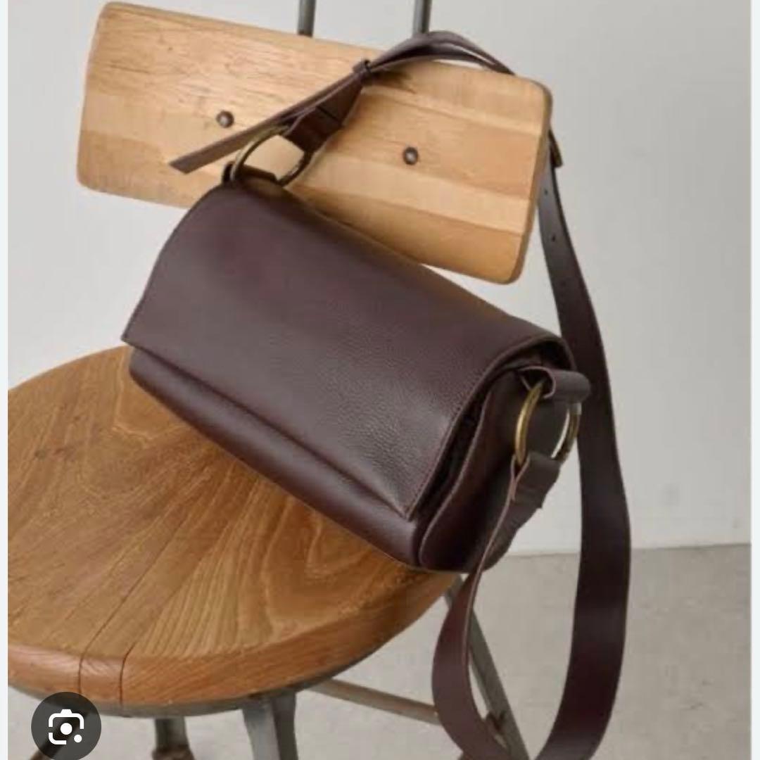 BEARDSLEY ブラウン レザー ショルダーバッグ