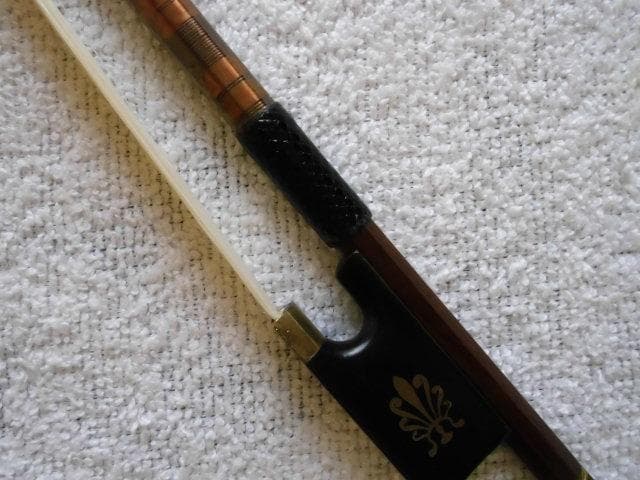 フェニックス紋章フログ◆バイオリン装飾弓・ヴァイオリン