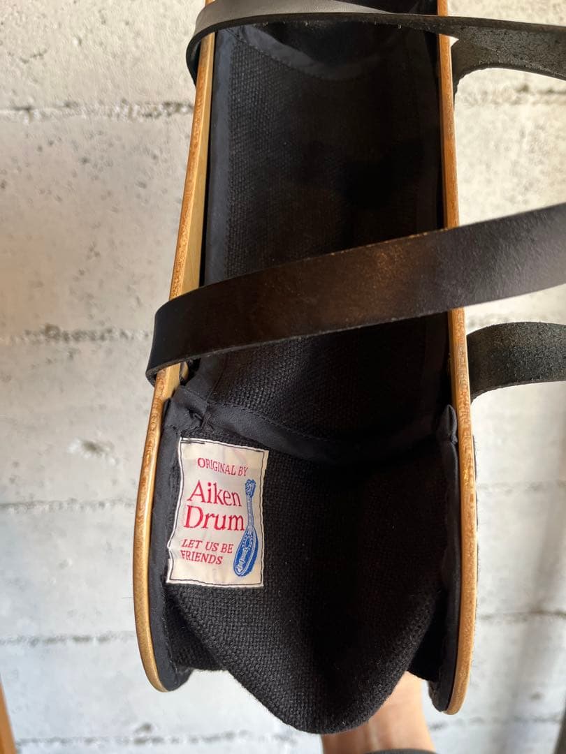 Aiken Drum エイキンドラム ウッドバッグ　寝転ぶネコ ハンドバッグ