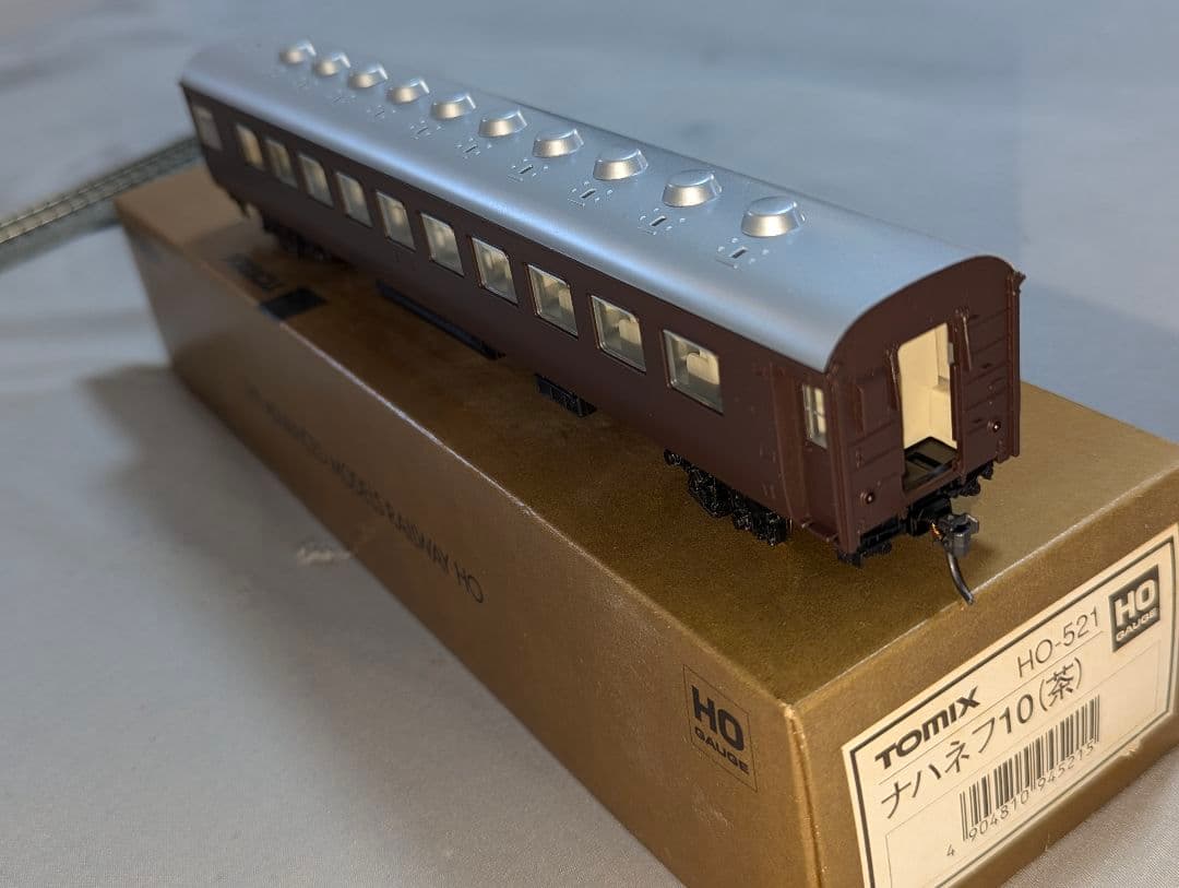 新品未使用TOMIXトミックスHO-521ナハネフ10（茶） 客車