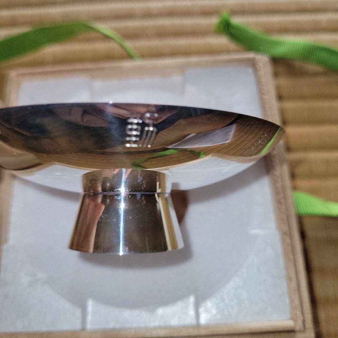 桜模様の金属製平皿 木箱付き