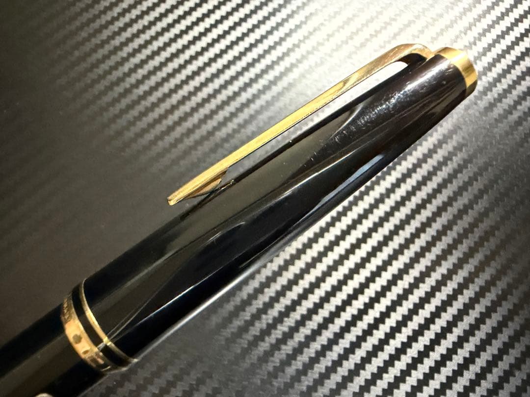 未使用に近い モンブラン No.221 ブラック F 細字 万年筆 - メルカリ
