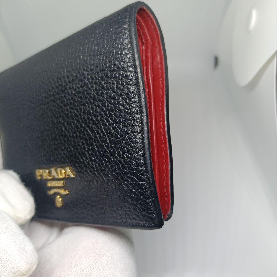 箱あり　プラダ２つ折り財布　PRADA折財布ブラック