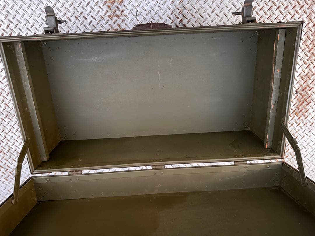 40sミリタリーボックス US 軍物　対戦物　ヴンテージ家具　アンティーク家具