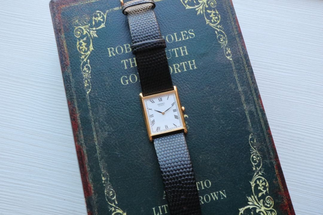 SEIKO tank V700 レクタンギュラー 稼動品