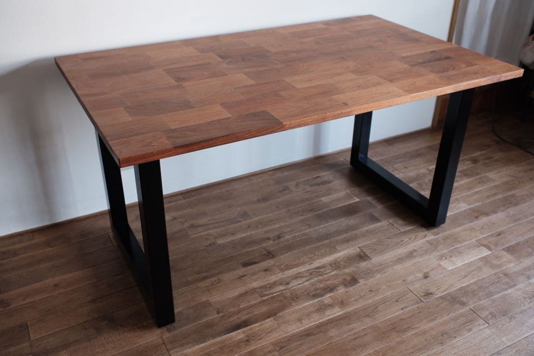 MASTERWALマスターウォール　モザイク　ダイニングテーブル