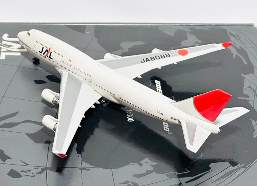 hogan 1/300 B747-400 JALアーク塗装 ダイキャストモデル - メルカリ