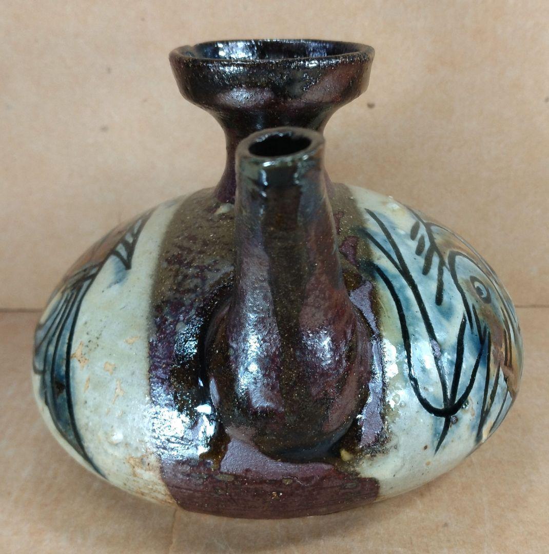 【本物保証】金城次郎 カラカラ(魚,海老文）本人直筆共箱 栞 人間国宝 壷屋焼