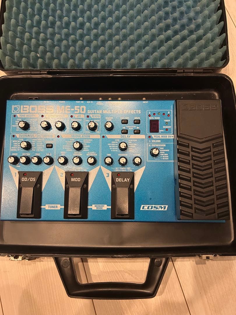 BOSS ME-50 マルチエフェクター(エフェクターボード付き) BOSS ME-50