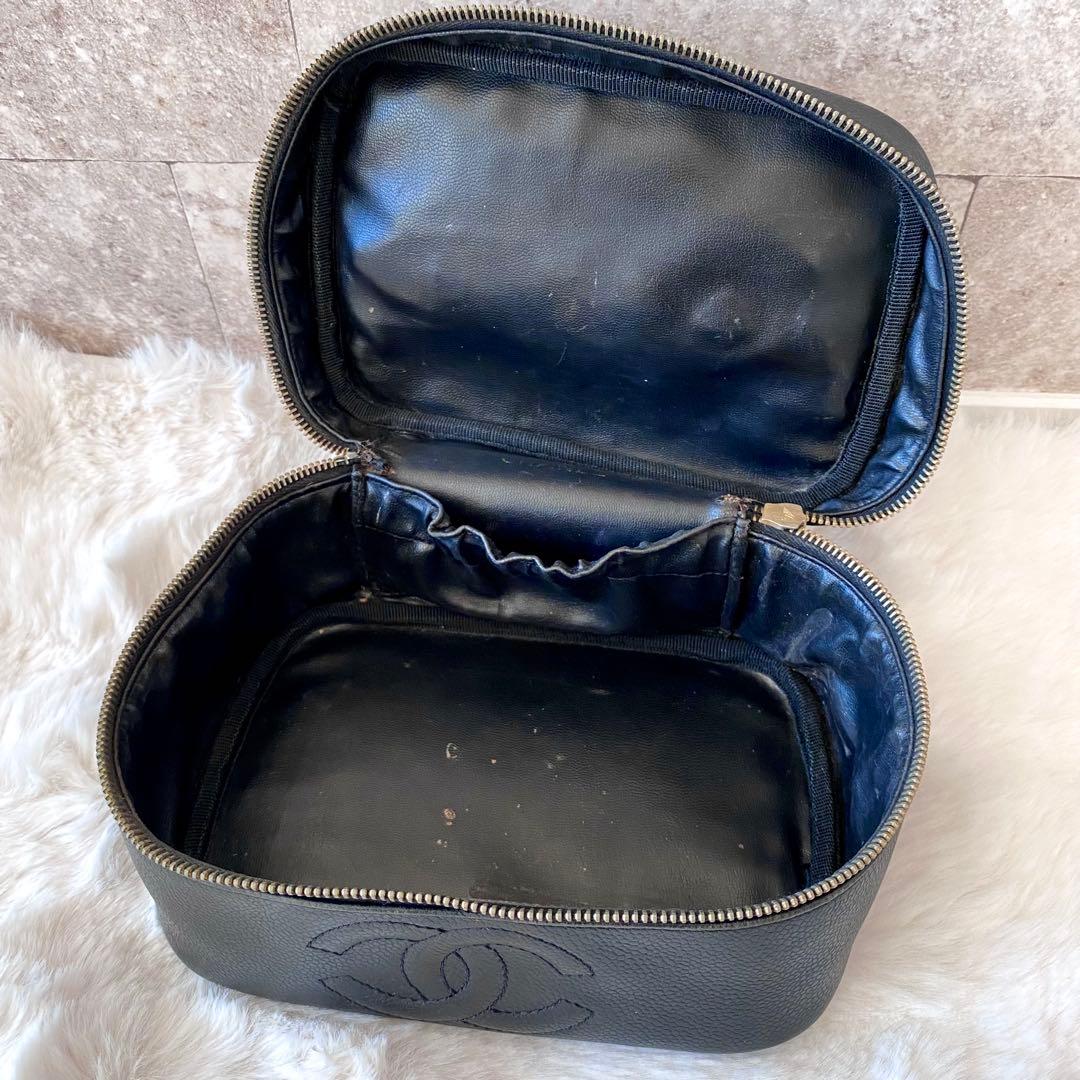 CHANEL バニティバッグ ポーチ シリアルナンバー有り キャビアスキン 黒