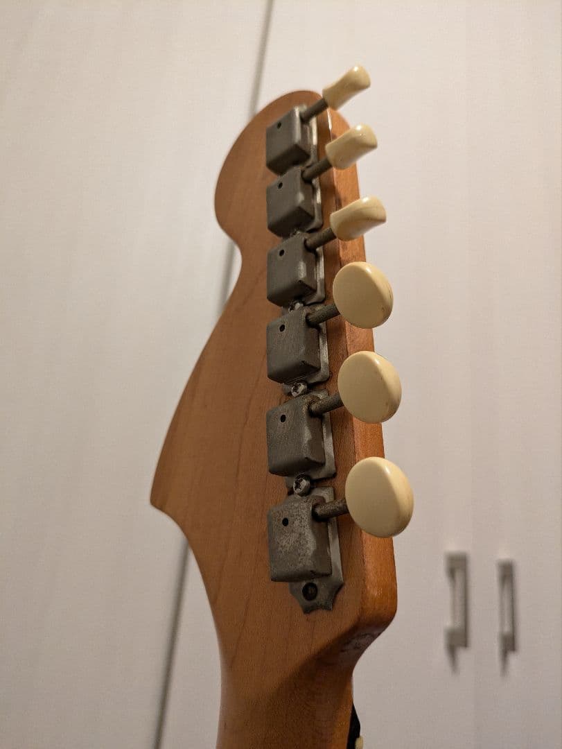 Fender Mustang エレキギター 　ムスタング＋ハードケース　ジャンク