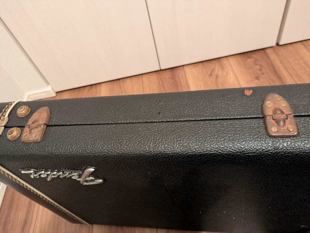 Fender Mustang エレキギター 　ムスタング＋ハードケース　ジャンク