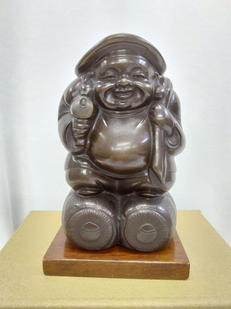 二俵大黒天　14㎝ 仏像 大黒天 俵座 14cm（台高3.5cm） 桧木 七福神 大黒様 置物 : 栗田