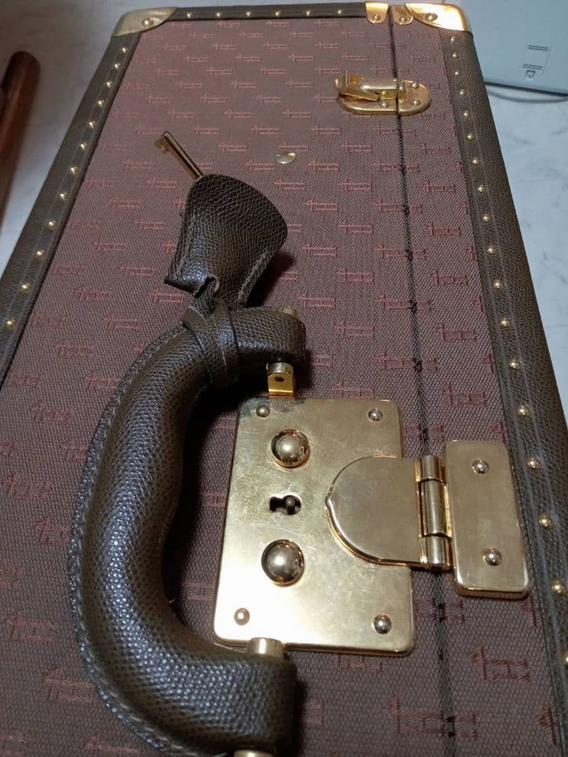 r*u様 ヘルノ☆ イタリア製HERNO ブランドキャリーケース レトロ