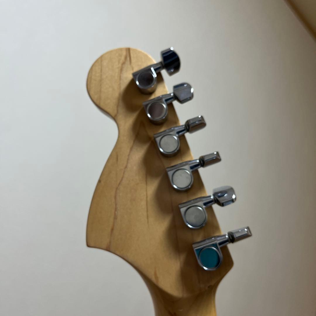 Squier by Fender ストラト　サーフグリーン　レアカラー