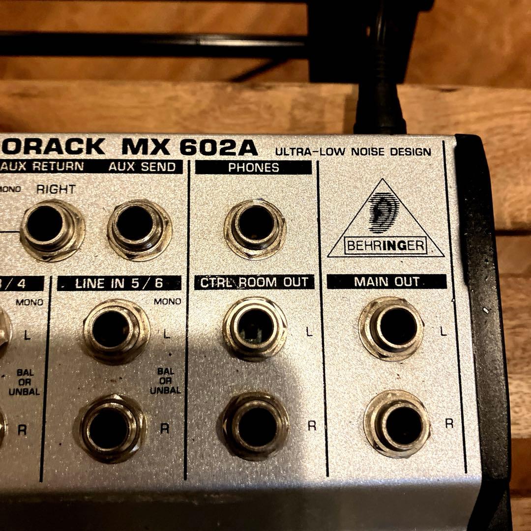 BEHRINGER MX602A ミキサー【純正アダプター付】