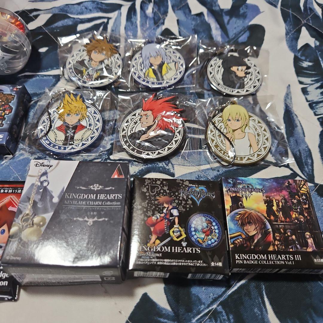 値下げ可】キングダムハーツ アクリル メタルチャーム カンバッジ まとめ