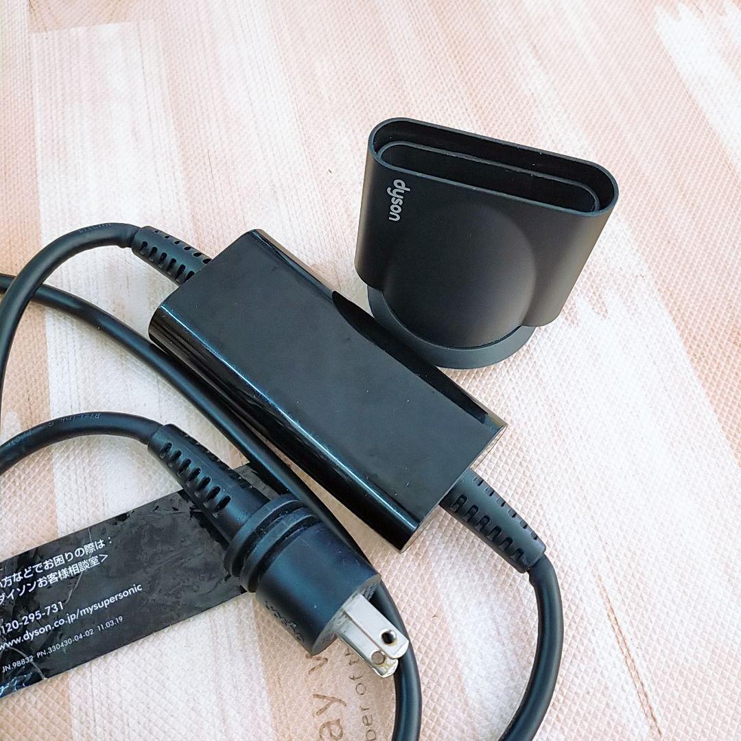 動作保証○ダイソン ドライヤー HD08 Dyson