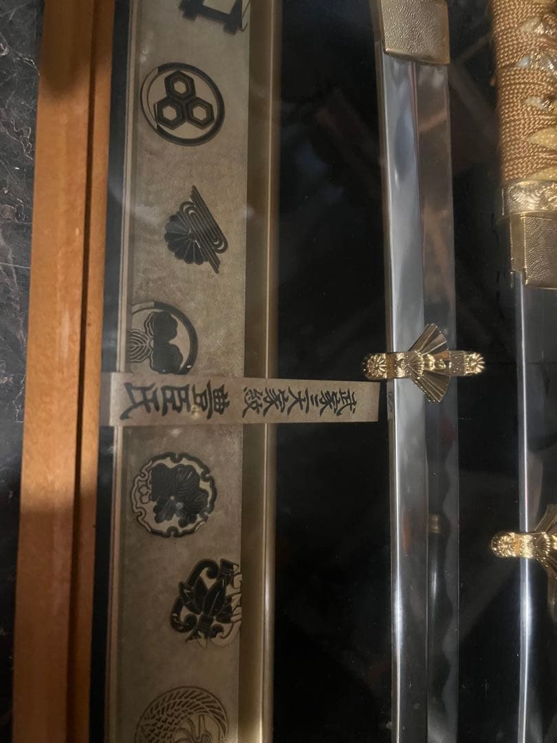 日本刀模造刀額飾り 、模造刀額飾り 武家三大家家紋付き 、徳川 、織田 、豊臣
