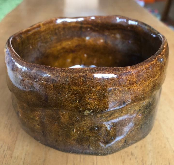 10代 大樋長左衛門 飴釉茶碗 傷無しの完品です