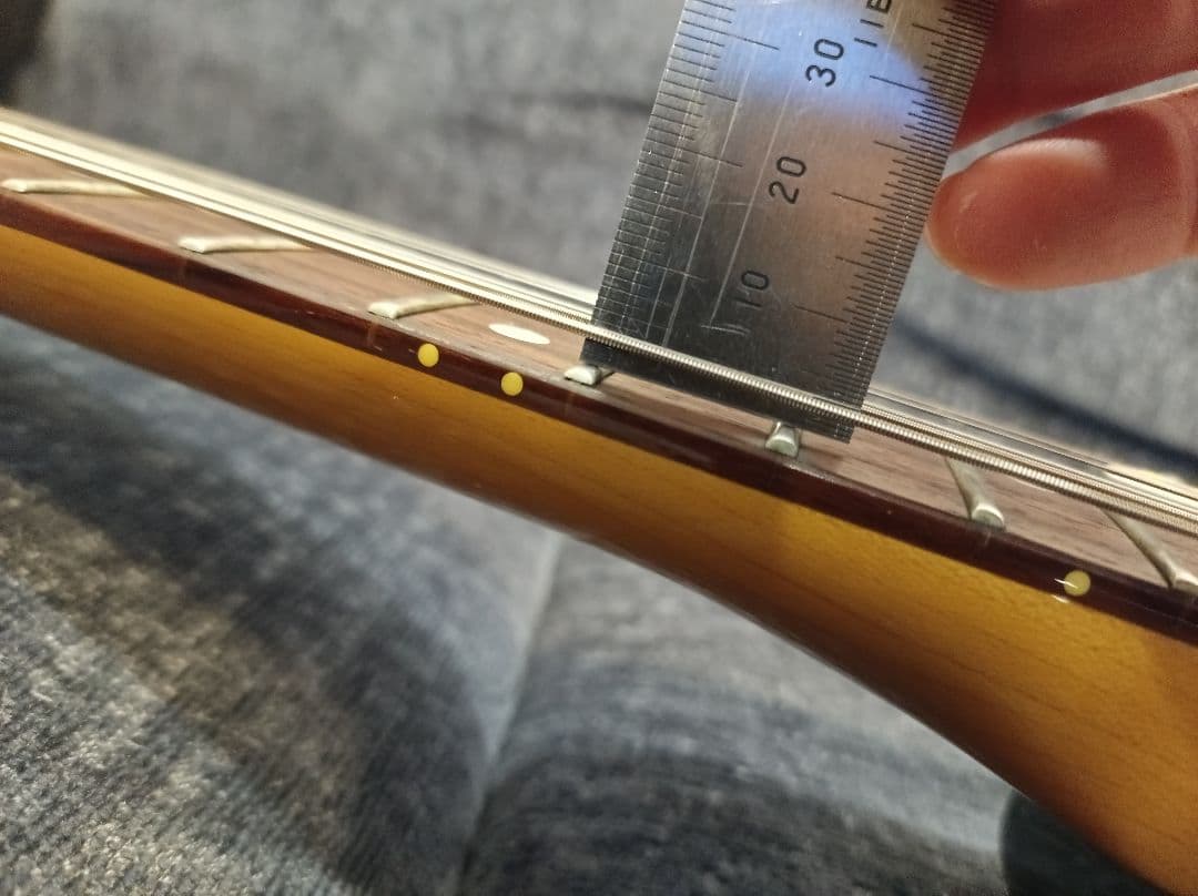 Bacchus BST-400　ストラトキャスタータイプ