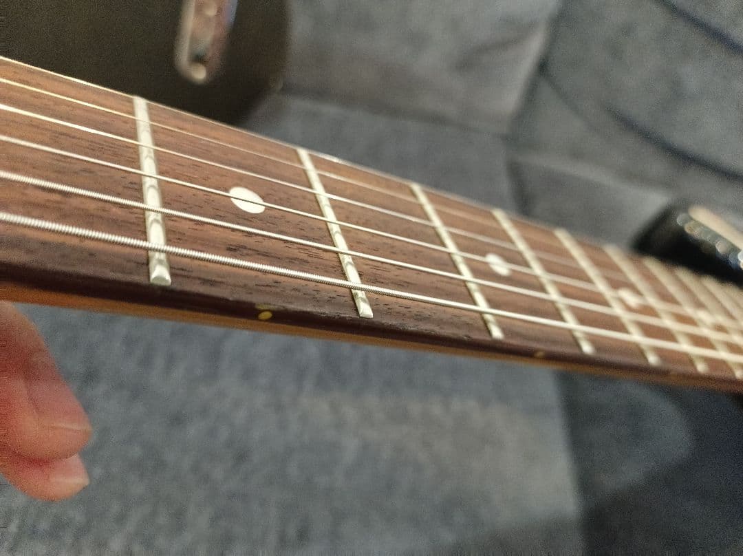 Bacchus BST-400　ストラトキャスタータイプ