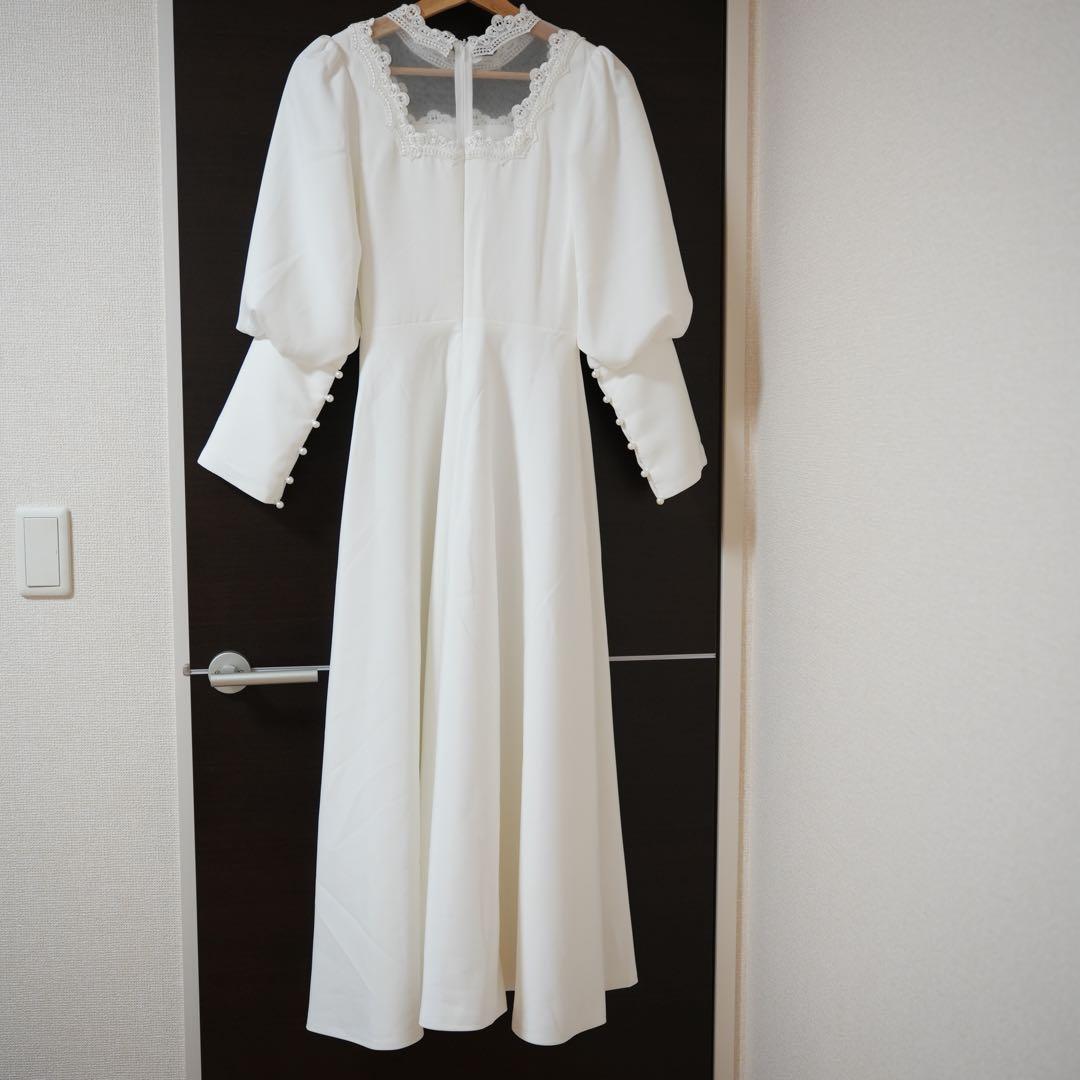 レトロ風ウェディングドレス(袖あり)